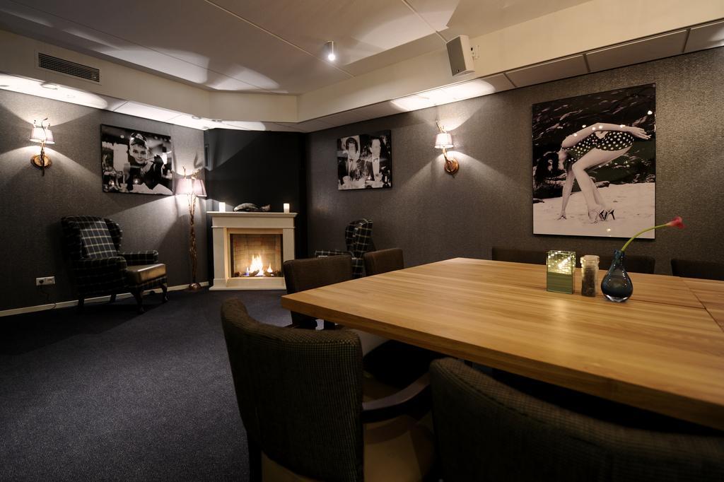 Hotel Trix Arnhem Bagian luar foto